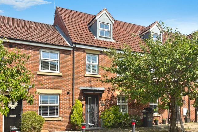 Scotsman Drive, South Yorkshire DN5 3 bed terraced house for sale