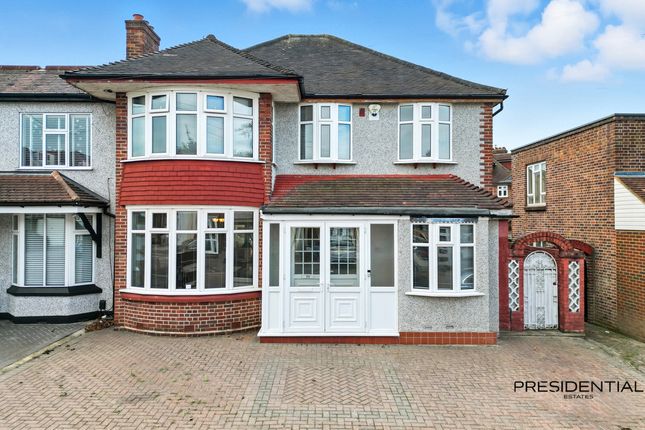 5 bedroom semi-detached house for sale