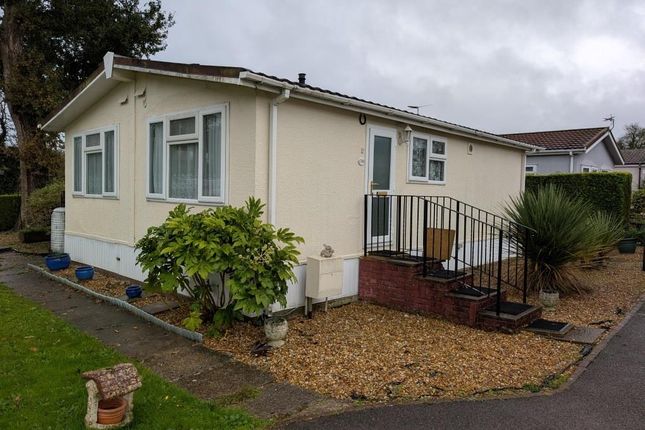 RICKWOOD PARK, BEARE GREEN, RH5 2 bed park home for sale