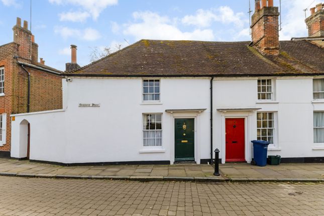 2 bedroom end of terrace house for sale