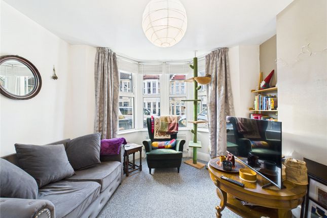Harrow Road, Bristol, BS4 2 bed apartment for sale