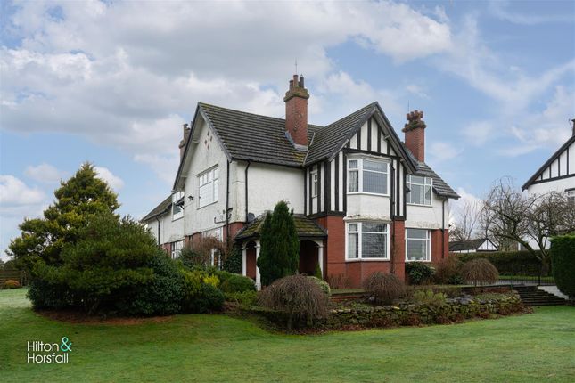 6 bedroom detached house for sale