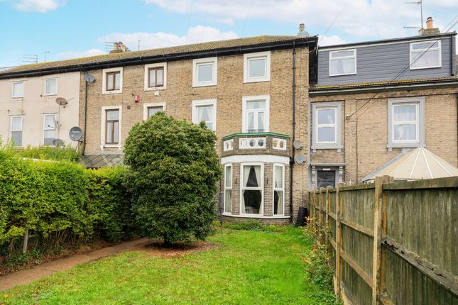 St. Georges Road, Great Yarmouth 5 bed terraced house for sale