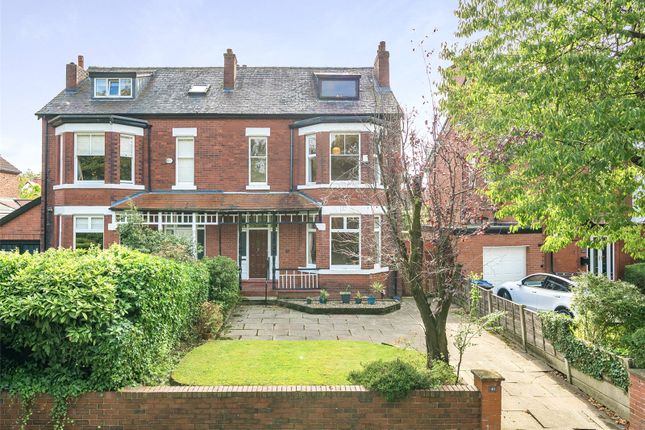 5 bedroom semi-detached house for sale