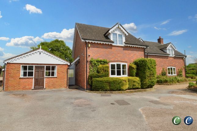 Dagdale, Bramshall, Uttoxeter, ST14 5BJ 5 bed farm house for sale