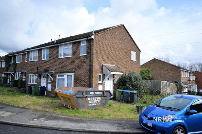 Wolsey Way, Chessington, Surrey. KT9 3 bed end of terrace house for sale