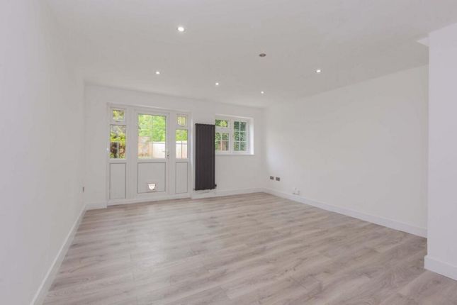 Boyn Valley Road, Maidenhead, SL6 4 bed semi