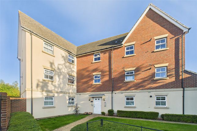 Bullfinch Rise, Bracknell, Berkshire... 1 bed apartment for sale