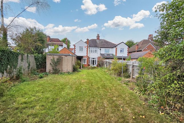 4 bedroom semi-detached house for sale