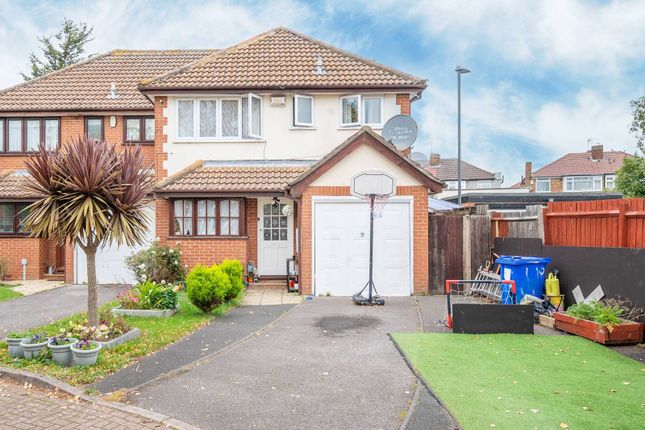 Morley Crescent West, Stanmore, HA7 4 bed semi