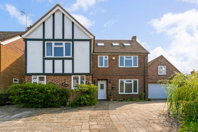 6 bedroom detached house for sale