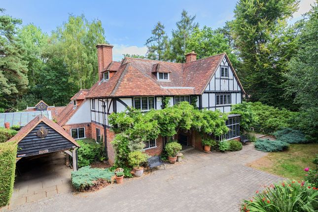 Hurtmore Road, Godalming, GU7 6 bed detached house for sale
