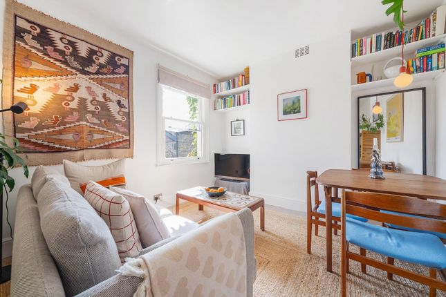 Wingford Road, SW2 2 bed maisonette for sale