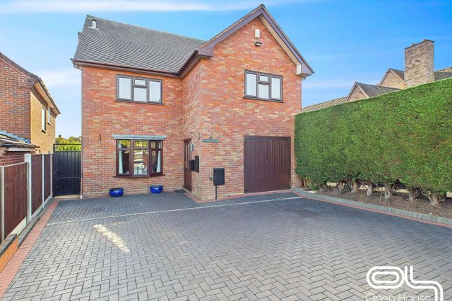 3 bed detached house