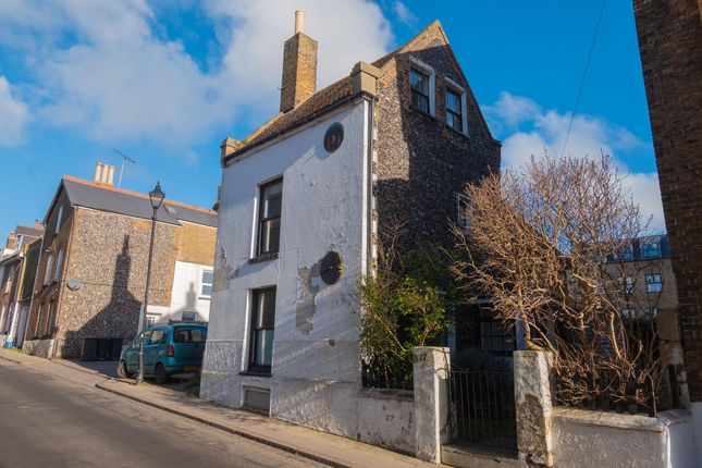 Effingham Street, Ramsgate, CT11 3 bed detached house for sale