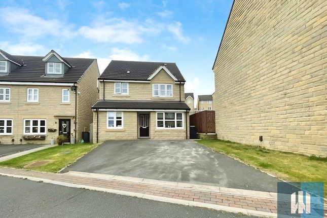 Dryden Way, Lindley, Huddersfield, HD3 3 bed detached house for sale