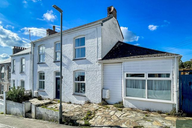 4 bedroom end of terrace house for sale