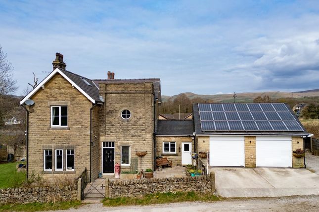 Lower Eaves Farm, High Peak, SK23 3 bed detached house for sale