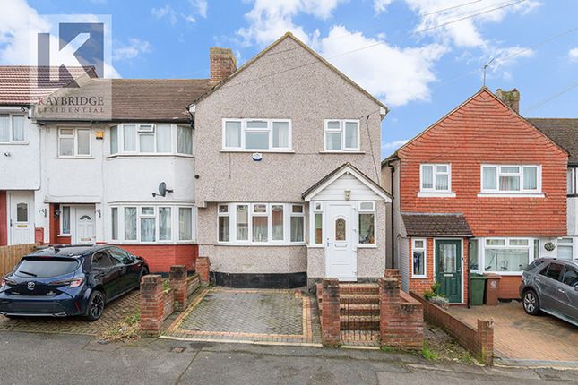 Buckland Way, Worcester Park, KT4 3 bed end of terrace house for sale