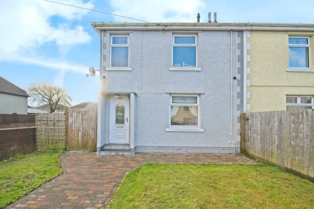 Semi-detached house for sale