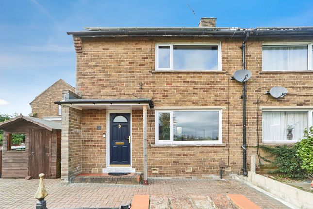 2 bedroom semi-detached house for sale