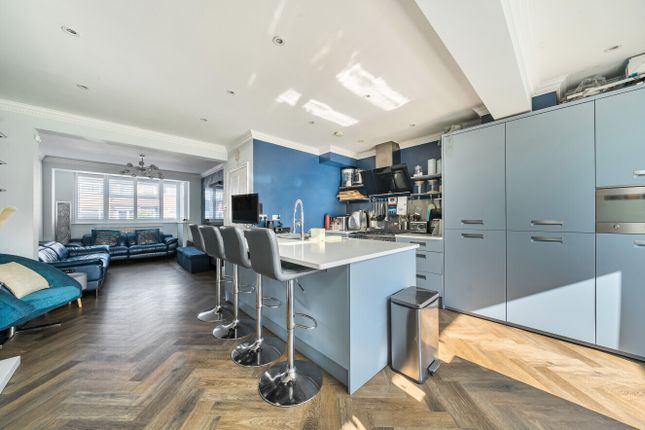 Eldertree Way, Mitcham CR4 3 bed terraced house for sale