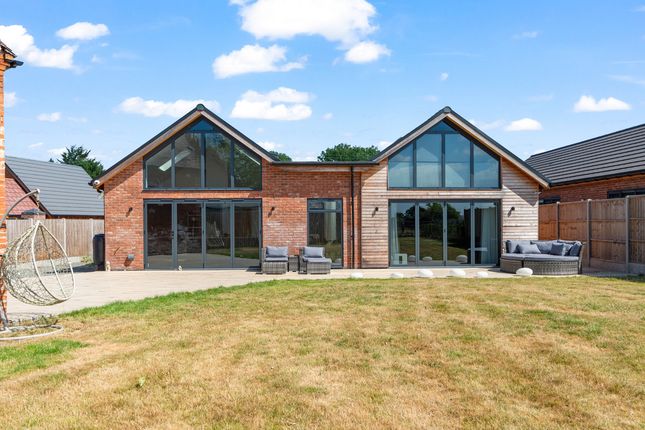Haye Lane, Mappleborough Green, B80 4 bed detached bungalow for sale