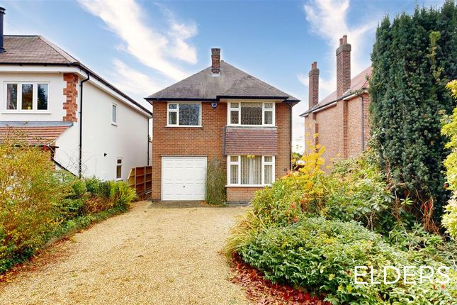 4 bed detached house