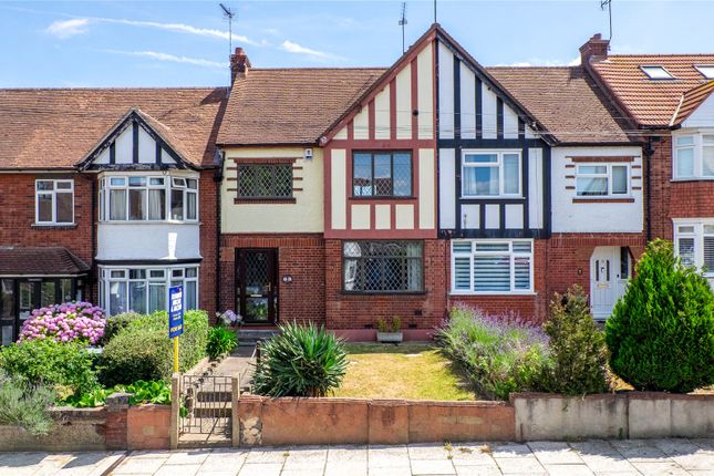 Central Avenue, Gravesend, Kent, DA12 3 bed terraced house for sale