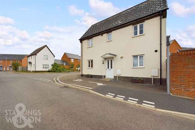 Harvest Way, Harleston, IP20 2 bed link detached house for sale