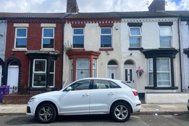 Terraced house for sale