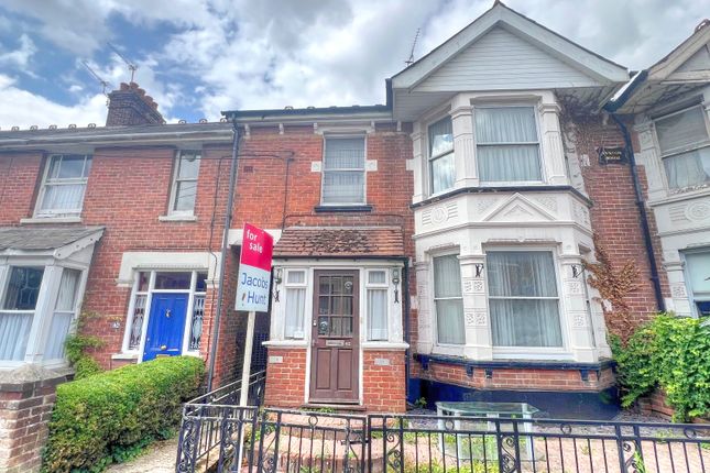 Charles Street, Petersfield GU32 4 bed semi