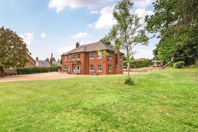 Whatley Drive, Pewsey 6 bed detached house for sale