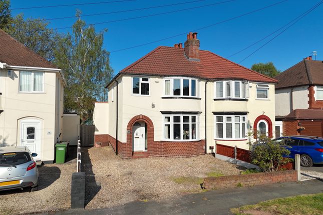 Elm Avenue, Wolverhampton WV11 3 bed semi