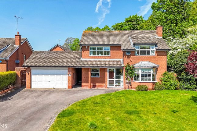4 bed detached house
