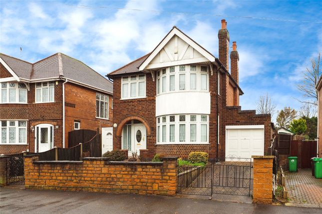 3 bed detached house