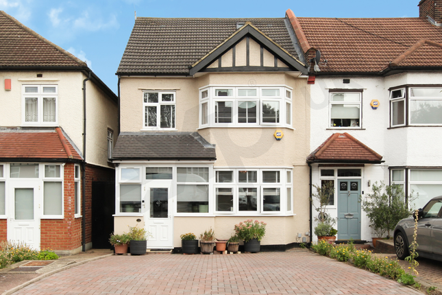 4 bedroom semi-detached house for sale