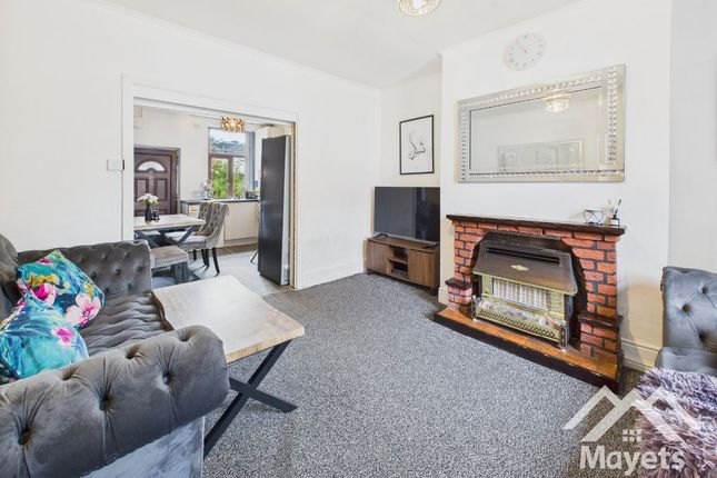 Dukes Brow, Blackburn. Lancs. BB2 6DH 2 bed terraced house for sale