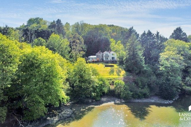Saltash PL12 6 bed detached house for sale