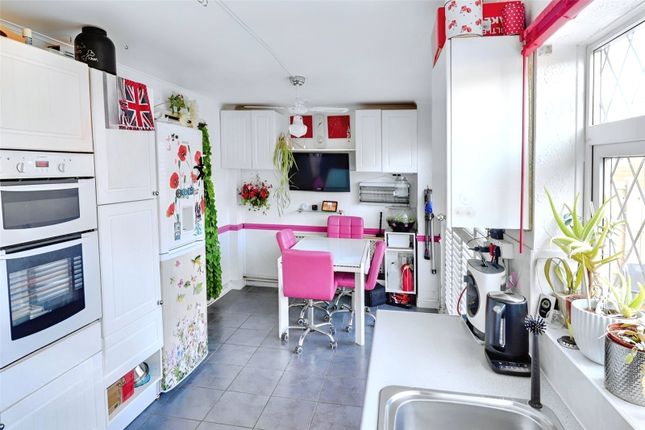 2 bed end terrace house