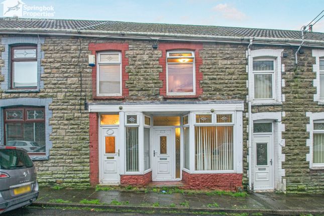 4 bed terraced house