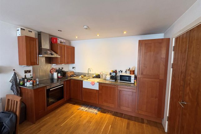 Advent 2, 1 Isaac Way, Ancoats 2 bed apartment for sale