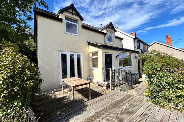 Pendre Road, Penrhynside 3 bed detached house for sale