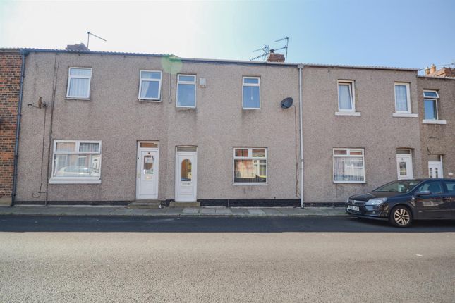 High Row, Loftus 3 bed terraced house for sale