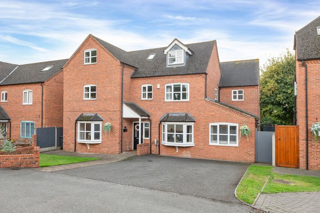 7 bedroom detached house for sale