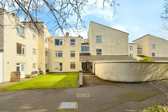 Flat 36, Oak Court, Pinkhams Twist... 1 bed flat for sale
