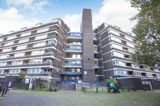 John Ruskin Street, London, SE5 3 bed flat for sale