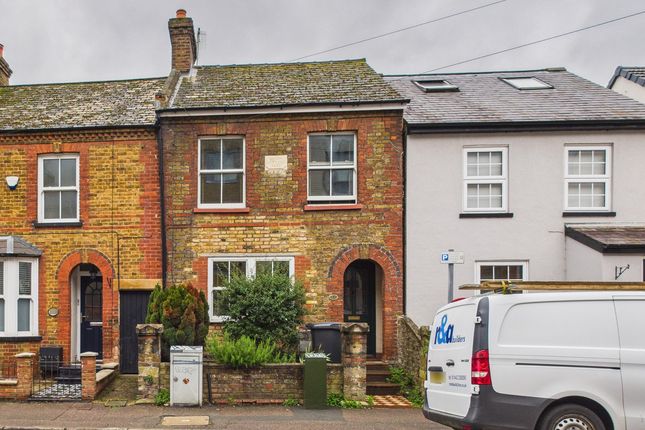 Cotterells, Hemel Hempstead, HP1 3 bed semi