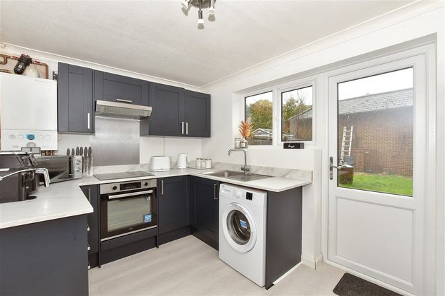Mill Close, Lenham, Maidstone, Kent 2 bed semi