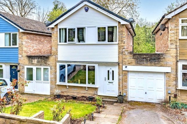 Newlay Wood Close, Horsforth, Leeds... 3 bed detached house for sale